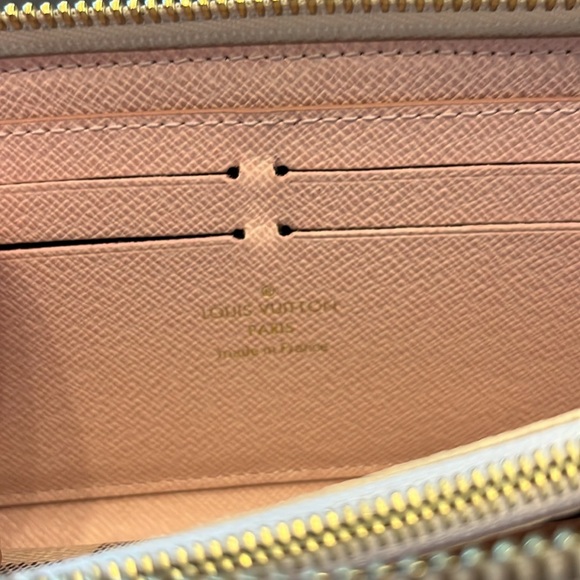 Louis Vuitton Clemence Wallet
D. Azur
N61264 - Picture 5 of 6